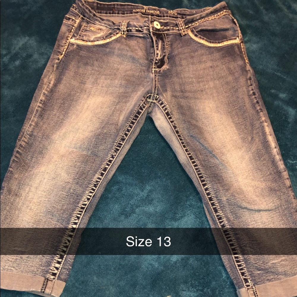 Almost famous capris